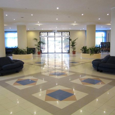 Futura Style Helios Hotel โนโต ภายนอก รูปภาพ